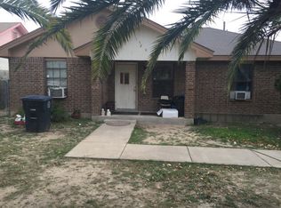 1528 Nelly Mae Glass Dr, Eagle Pass, TX 78852