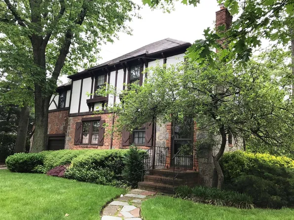 81-31 Surrey Place image 1 of 17