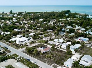 751 Broadway St, Longboat Key, FL 34228