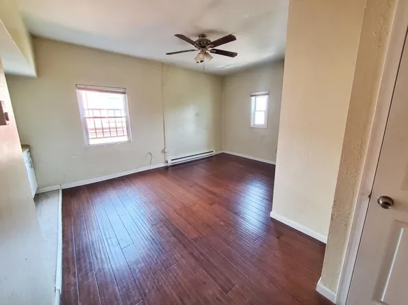 834 N Lincoln Ave APT 13, Pittsburgh, PA 15233
