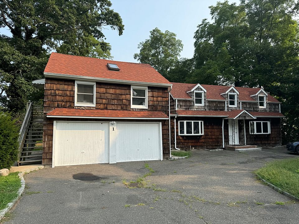 1st image of 1 Linden Pl #2