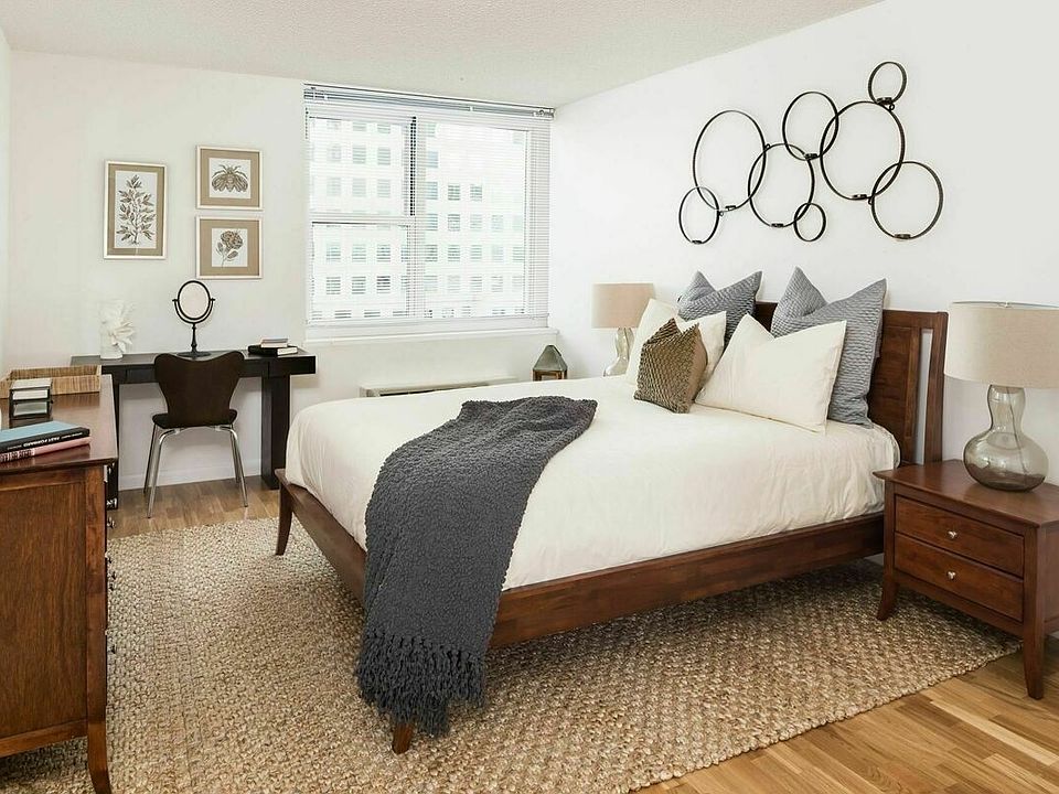 1st image of 345 S End Ave APT 4K
