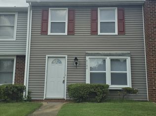 8104 Clovertree Ct, North Chesterfield, VA 23235