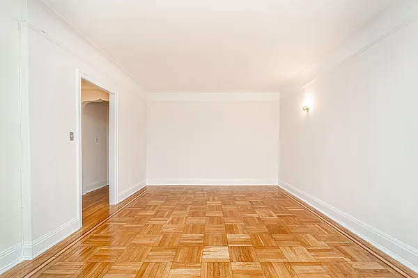 Rented by Modern Spaces | media 10