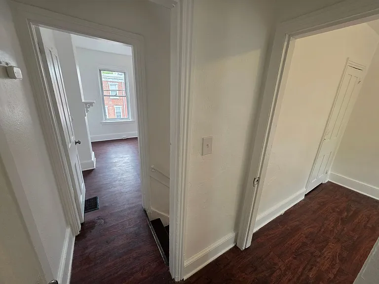 916 N Spruce St — Photo 12