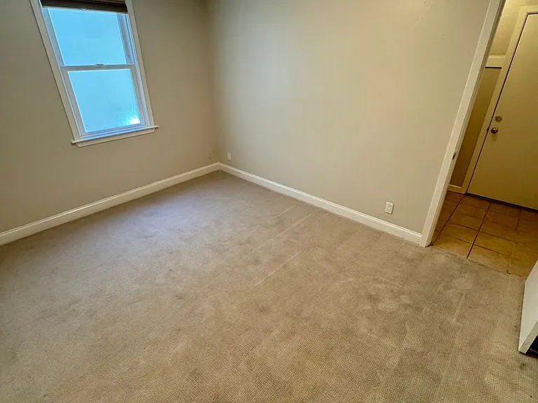 1142 Green Street 1 Sharp Pl — Photo 20
