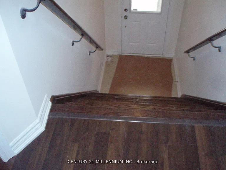 62 Magdalene Cres — Photo 15