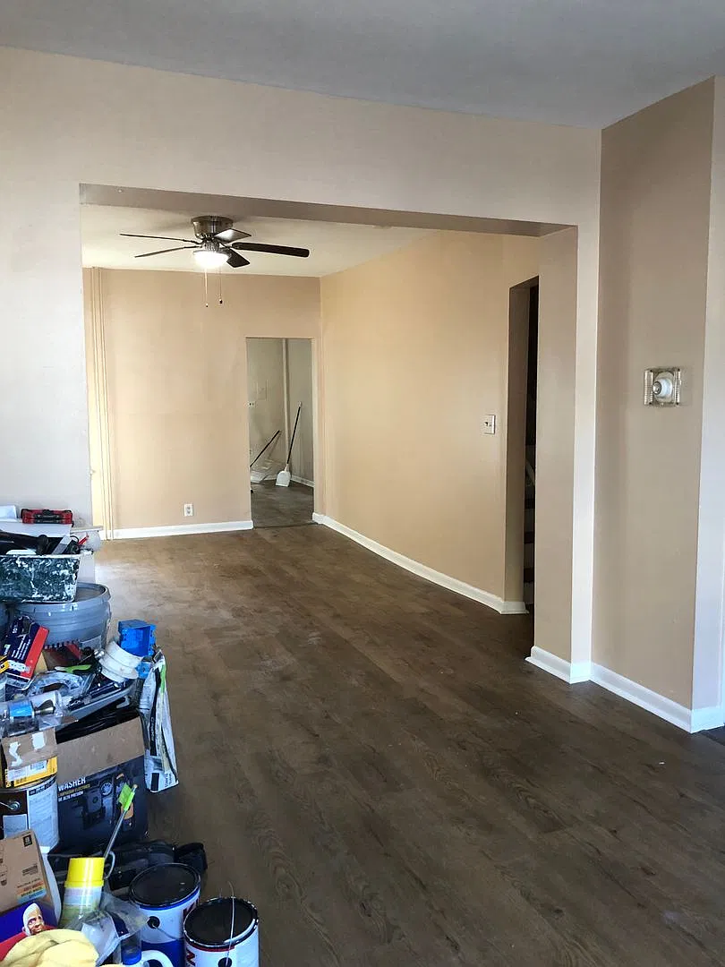 Great Home!! Updates in Progress! Spacious Living Area! Back Yard! Washer/Dryer Hook-Ups! — Photo 2