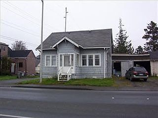 1st image of 208 N Park St