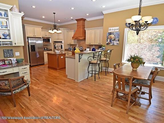 5th image of 6897 Dakota Cir S