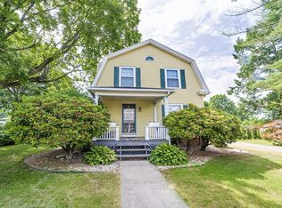 12 S Maple St, Westfield, MA 01085