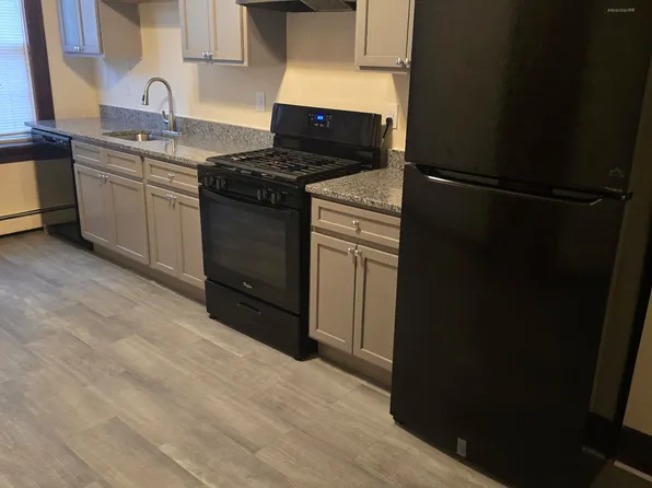 192 Dwight St #1, New Haven, CT 06511