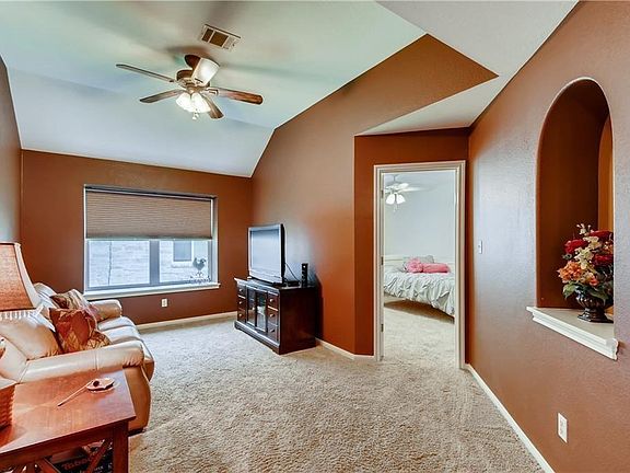 3rd image of 2115 Woodston Dr