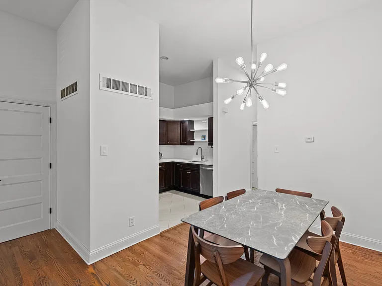 1422 Dolman St — Photo 13