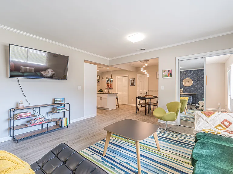 2390 Brackett Rd SW — Photo 37