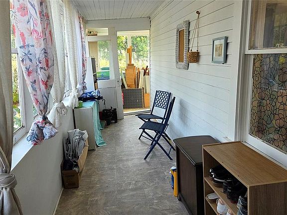 2nd image of 208 2nd AVENUE