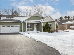 8 Phoebes Way #24, Cape Elizabeth, ME 04107