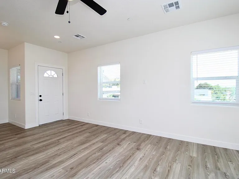 1306 E Purdue Ave #4 — Photo 5