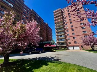 3920 Mystic Valley Pkwy APT 403, Medford, MA 02155