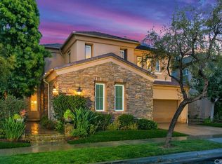 33 Pacific Grv, Irvine, CA 92602