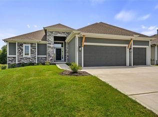 19345 W 114th Ter, Olathe, KS 66061