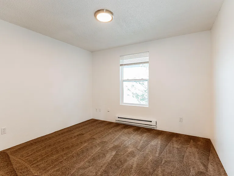 1506 S G St #3 — Photo 11