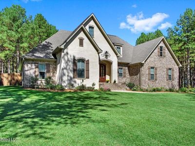 4 Woodlands Dr, Laurel, MS, 39443