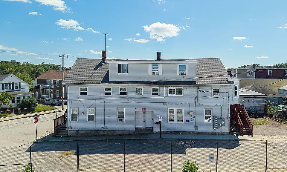 1st image of 71 Roberts St