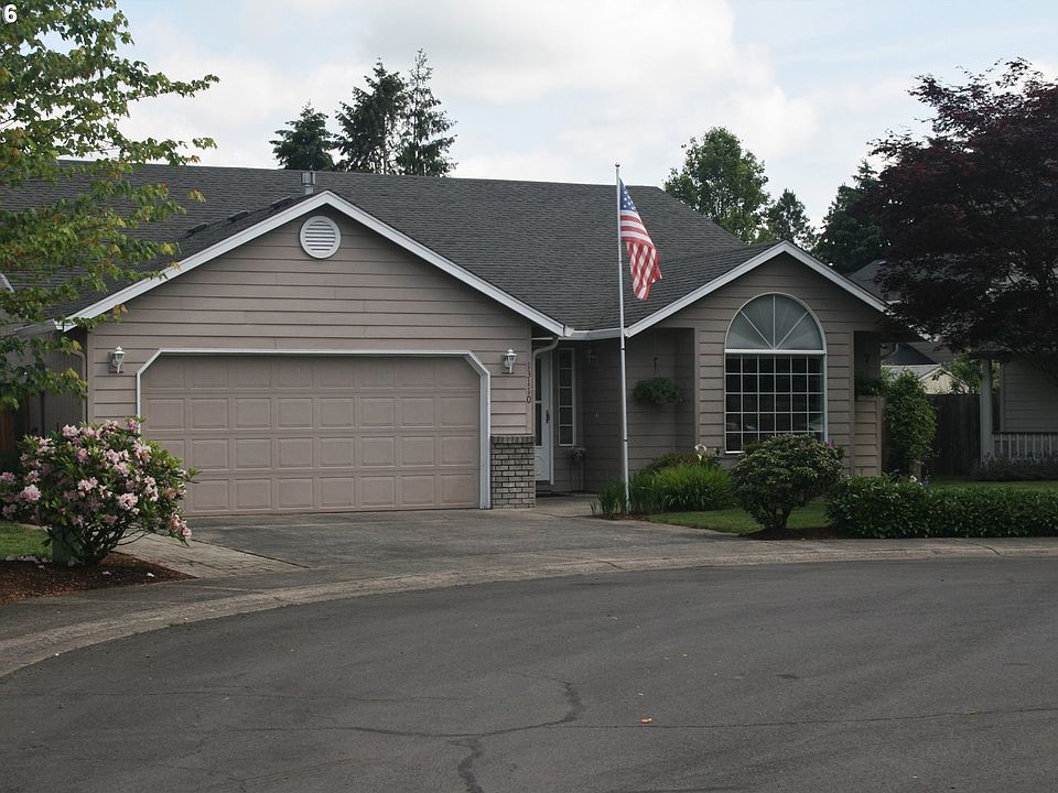 1st image of 13110 NE 50th Cir