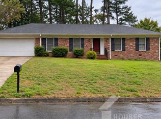 301 Ladbroke Rd, Greenville, SC 29615