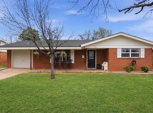 755 Crestwood Dr, Abilene, TX 79603