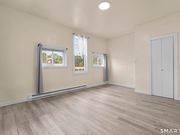 5th image of 170 Meriden Road