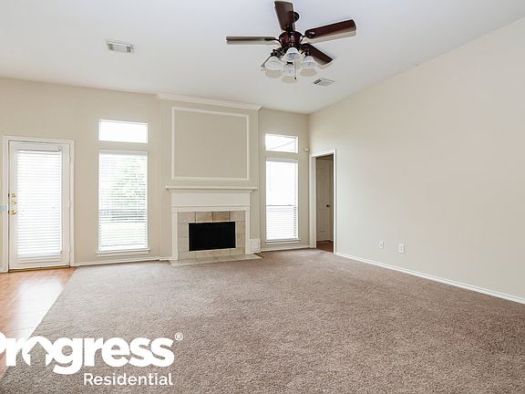2nd image of 2531 Bisbane Dr