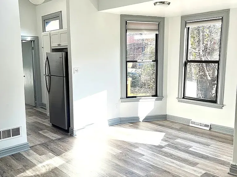 1416 Sheffield St — Photo 13
