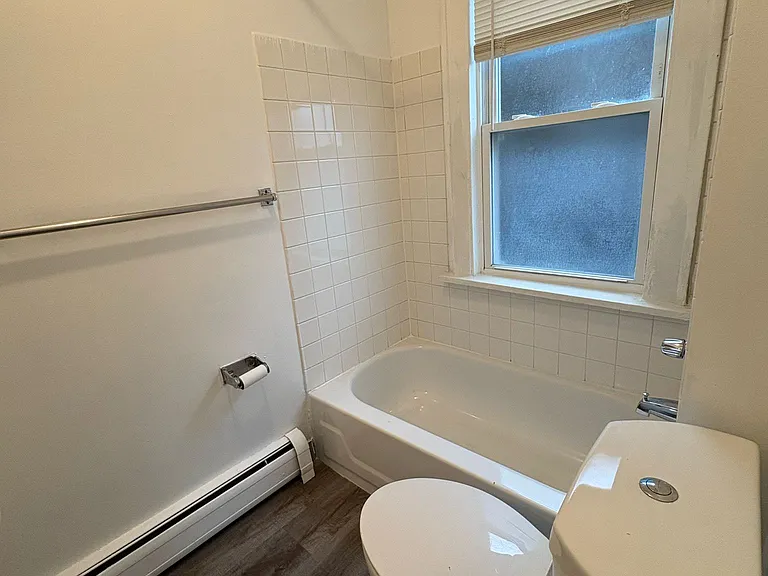 Brooklyn Manor — Photo 13