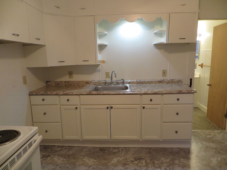 1st image of 41 Lake St #E
