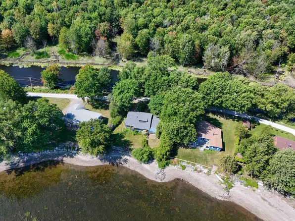 915 Fiske Road, Alburgh, VT 05440