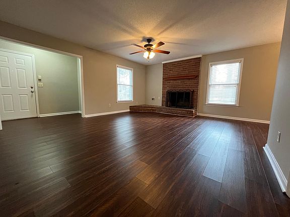 2nd image of 31 Somerset Townhouses