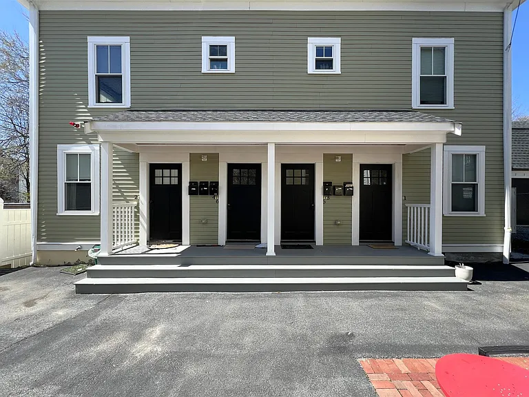 28 Putnam St #2 — Photo 9