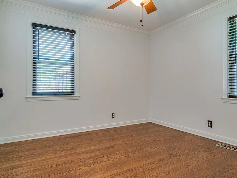 533 American Rd — Photo 25