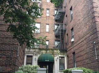 4121 42nd St APT 5C, Long Island City, NY 11104