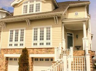 8707 Lake Edge Dr, Laurel, MD 20723