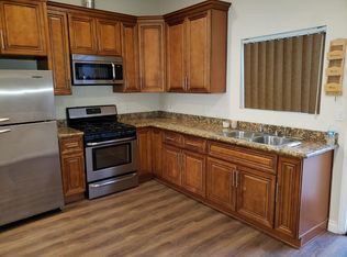 1010 Florence Pl, Glendale, CA 91204