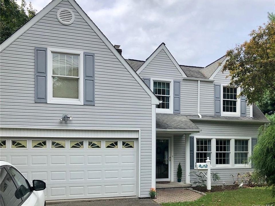 1st image of 297 Elwood Ave