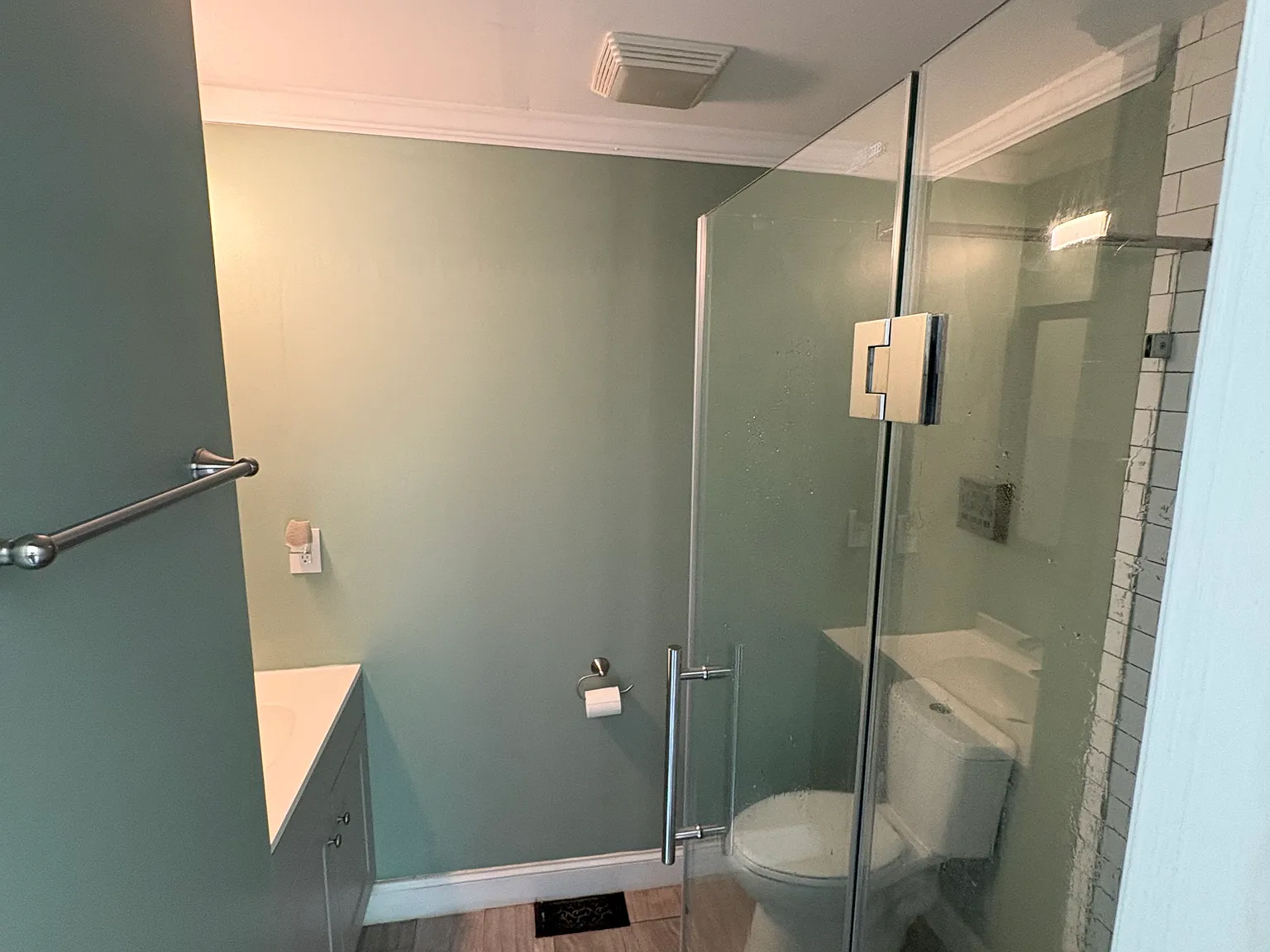 3 bed, 1032 sqft, $1,800 — Photo 3