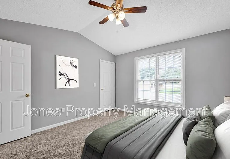 500 Jackson Park Rd #12 — Photo 28