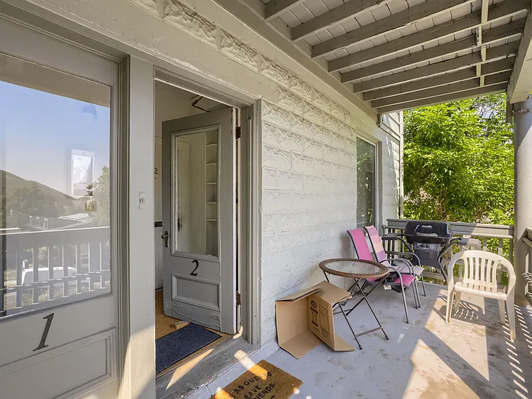 1410 Washington Ave #1 — Photo 18