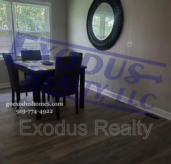 3015 Wicker St — Photo 10