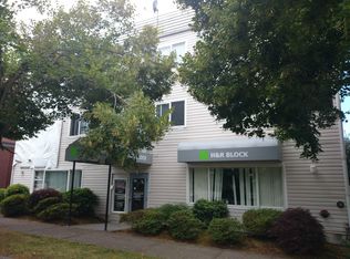 3717 California Ave SW APT 301, Seattle, WA 98116