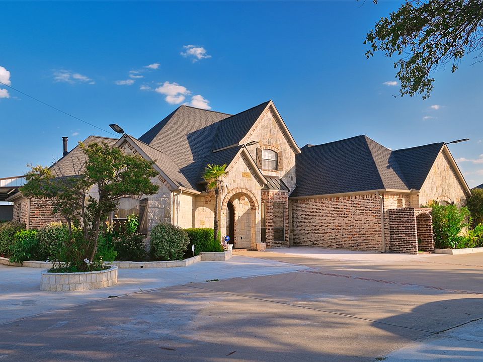 1st image of 11012 Helms Trl